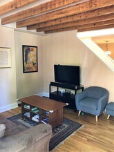 2208 Pemberton St in Philadelphia, PA - Building Photo - Building Photo