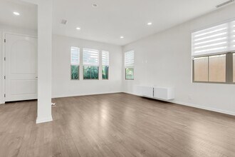 72 Tulip in Irvine, CA - Building Photo - Building Photo