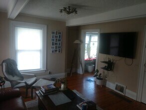 15 Cayuga St in Rochester, NY - Building Photo - Building Photo