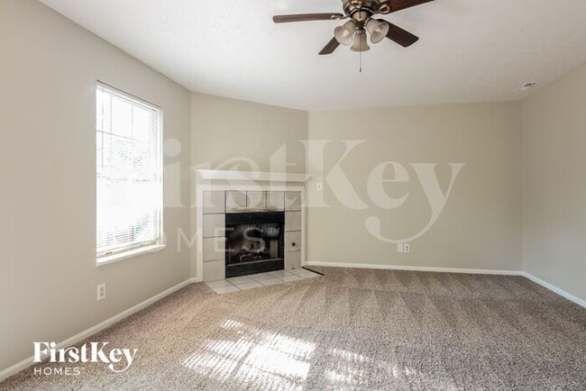 3922 Gray Arbor Dr in Indianapolis, IN - Building Photo - Building Photo
