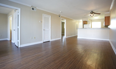 Anchorage Apartments in Slidell, LA - Building Photo - Building Photo