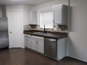 19130 Yaupon Ranch Dr in Cypress, TX - Building Photo - Building Photo