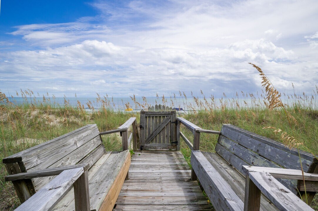 403 Carolina Beach Ave S in Carolina Beach, NC - Foto de edificio