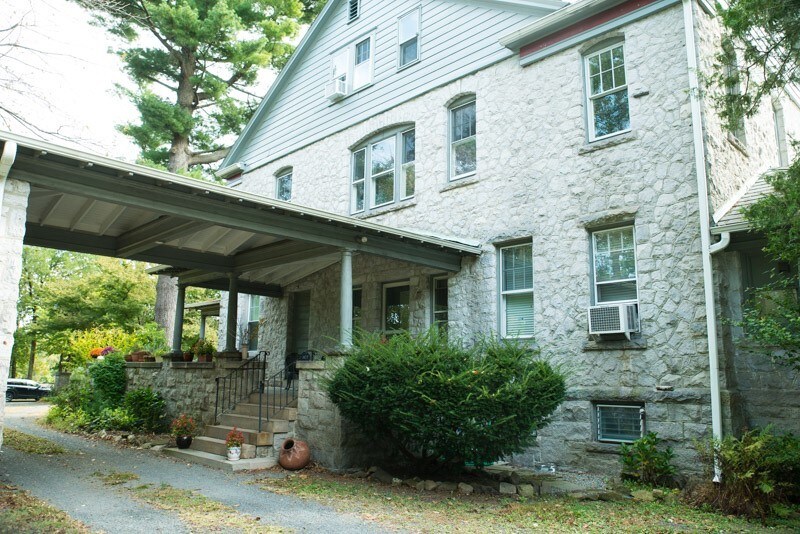 147 S Delaware Ave-Unit -#2 in Yardley, PA - Building Photo