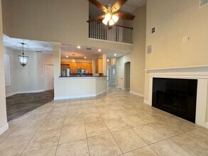 2737 Scarborough Dr in Kissimmee, FL - Foto de edificio - Building Photo