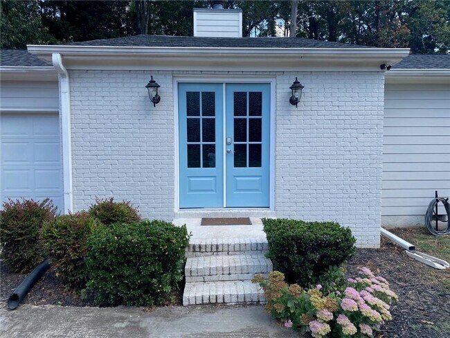 1608 Willie Dr in Marietta, GA - Building Photo - Building Photo