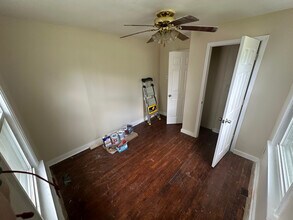 305 S Dade Ave in Ferguson, MO - Building Photo - Building Photo