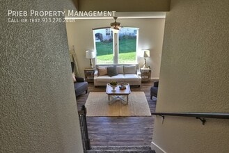 8782 Findley St in Lenexa, KS - Building Photo - Building Photo