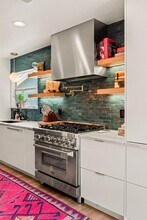 12002 Saxony Ln in Austin, TX - Building Photo - Building Photo
