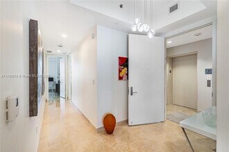 16001 Collins Ave in Sunny Isles Beach, FL - Building Photo - Building Photo