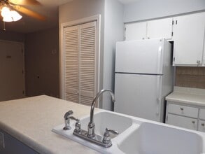 10172 Beach Dr SW in Calabash, NC - Building Photo - Building Photo