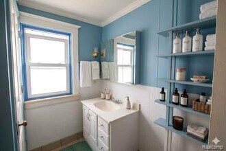 710 Emmet St in Ypsilanti, MI - Building Photo - Building Photo