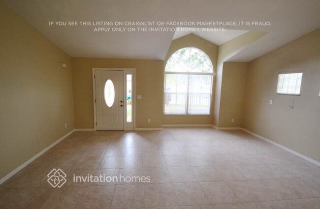 2102 Ridgemore Dr in Valrico, FL - Building Photo - Building Photo