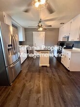 2093 Colusa St in Corning, CA - Building Photo - Building Photo
