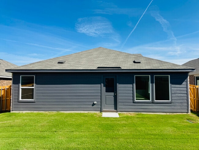 1263 Falcon Hts Dr in Heath, TX - Building Photo - Building Photo