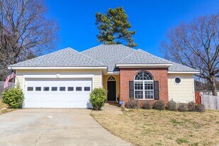 425 Trestle Ln in Evans, GA - Building Photo