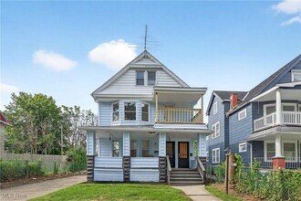 13608 Earlwood Rd in Cleveland, OH - Building Photo - Building Photo