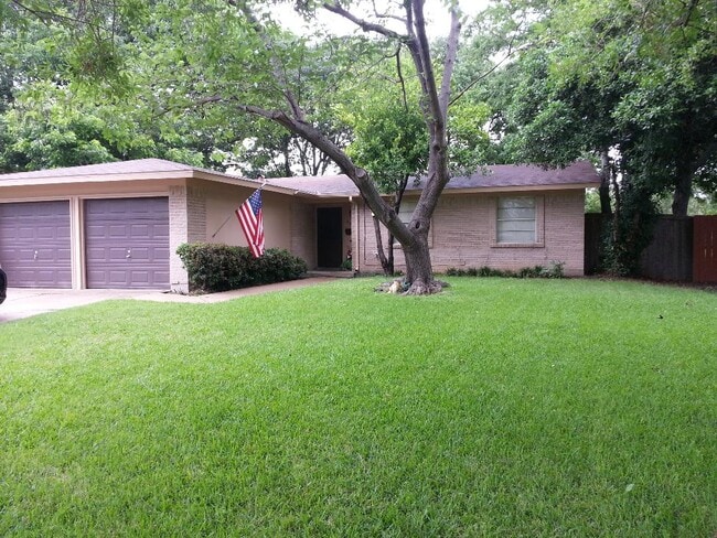 property at 822 Wateka Way