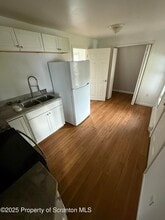 603 S Blakely St in Dunmore, PA - Building Photo - Building Photo