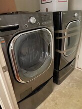 23950 Noble Dr, Unit Condo in Farmington Hills, MI - Building Photo - Building Photo