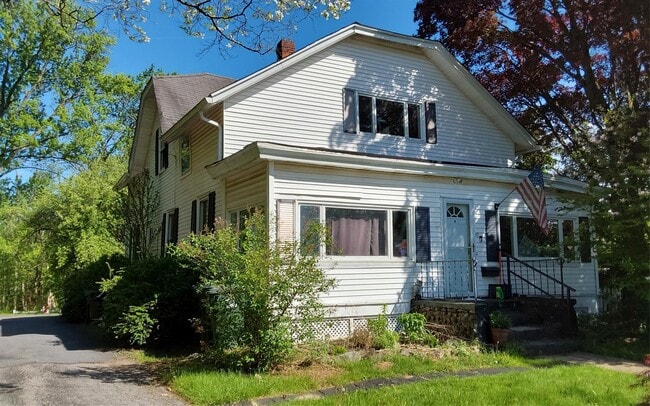 property at 19 North St