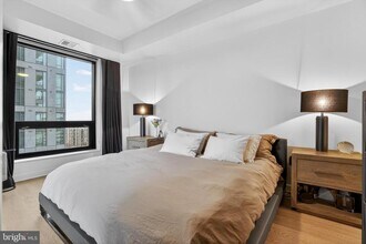 1650 Silver Hill Dr in Tysons, VA - Building Photo - Building Photo