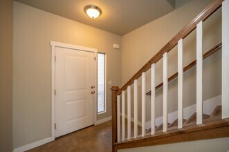 4088 E Oakland Hills Dr in Eagle Mountain, UT - Foto de edificio - Building Photo