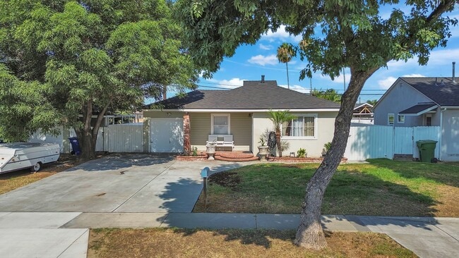 property at 7823 Appledale Ave