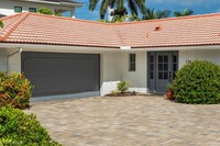 735 Parkview Ln in Naples, FL - Building Photo - Building Photo