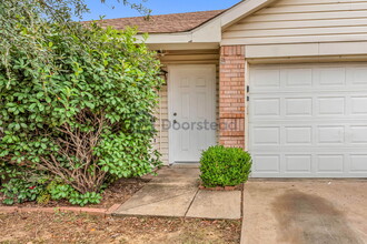 1424 Queens Brook Ln in Fort Worth, TX - Building Photo - Building Photo