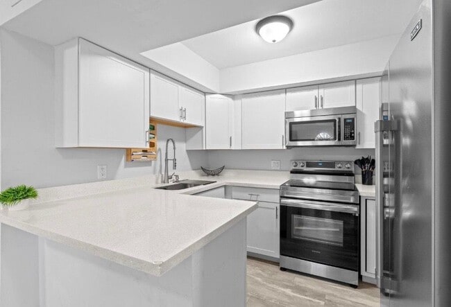 3715 Village Dr in Delray Beach, FL - Building Photo - Building Photo