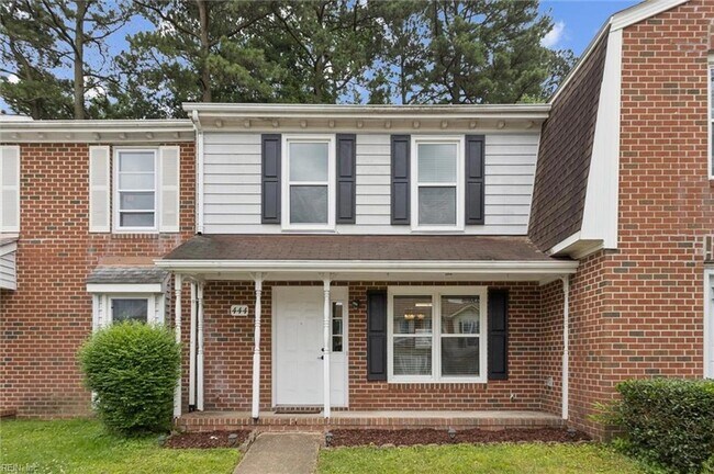444 Wayman Ln in Virginia Beach, VA - Building Photo - Building Photo