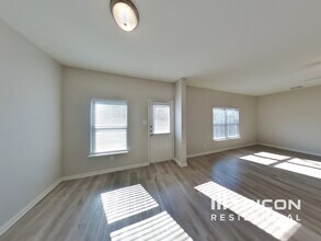 14356 Open Range Dr in Dallas, TX - Building Photo - Building Photo