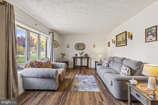 638 Westwood Dr in Aberdeen, MD - Building Photo