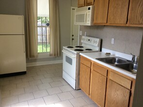 211 Burns Ave in Dayton, OH - Building Photo - Building Photo