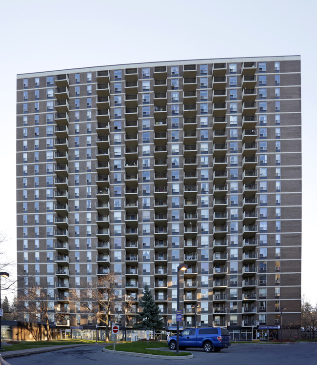 Riverbank Apartments in Ottawa, ON - Building Photo - Building Photo