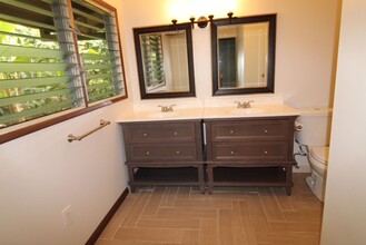 1306 Lopaka Pl in Kailua, HI - Building Photo - Building Photo