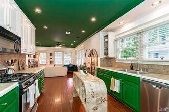 5353 Capital Heights Ave in Baton Rouge, LA - Building Photo - Building Photo