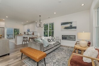 1705 High St in Durham, NC - Building Photo - Building Photo