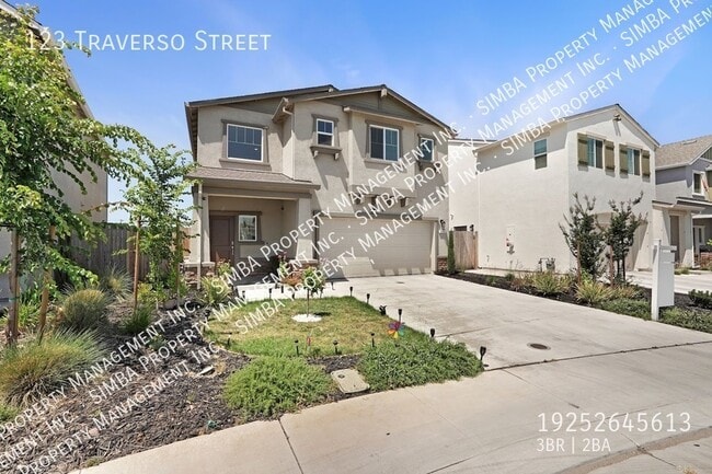 123 Traverso St. in Manteca, CA - Foto de edificio - Building Photo