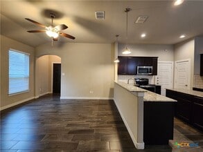 506 Creekside Frst in New Braunfels, TX - Building Photo - Building Photo