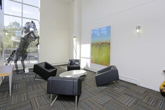 Creamette Historic Lofts in Minneapolis, MN - Foto de edificio - Interior Photo