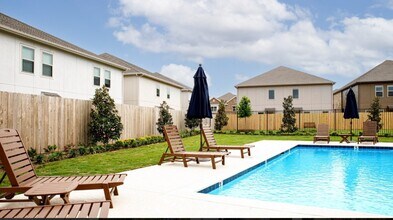 9730 Kilkenny St in Iowa Colony, TX - Building Photo - Building Photo