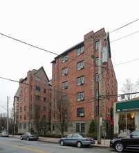 White Hall Apartments in Bronxville, NY - Building Photo - Building Photo