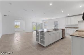 8809 Cascade Price Cir in North Fort Myers, FL - Building Photo - Building Photo