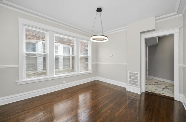 7548 S Harvard Ave in Chicago, IL - Foto de edificio - Building Photo
