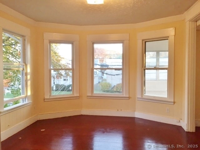 property at 985 Whalley Ave