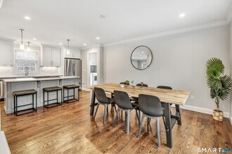 44 Morehouse Hwy in Fairfield, CT - Building Photo - Building Photo