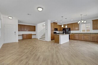 7345 Puddle Duck St in Las Vegas, NV - Building Photo - Building Photo