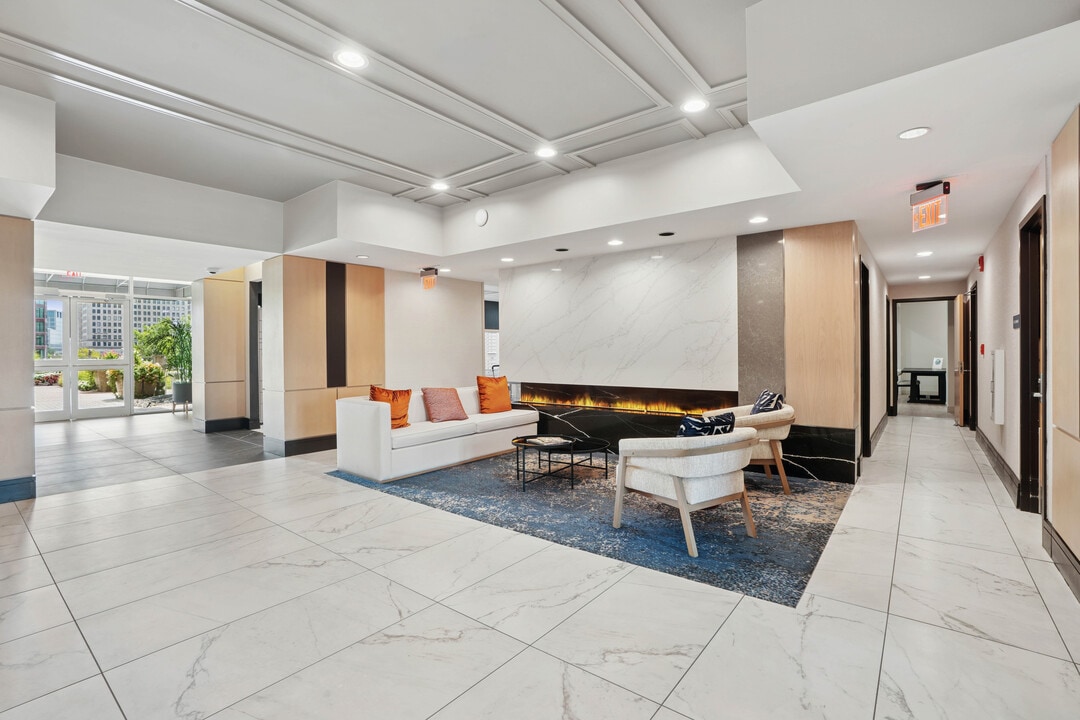 Center Place in Providence, RI - Foto de edificio